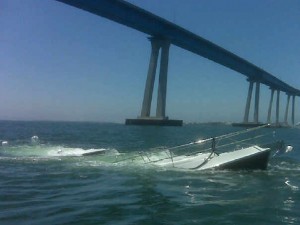 56' yacht sinks after being dropped from delivery ship